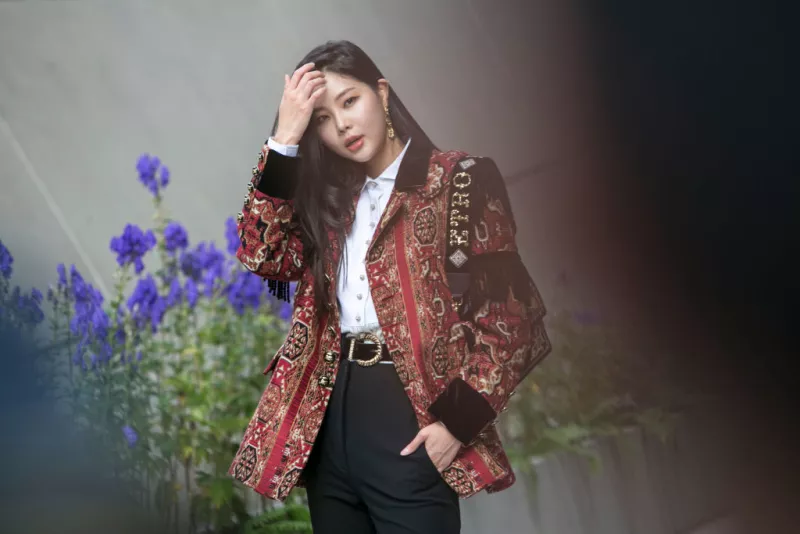 Street Style - Seoul Fashion Week 2020 S/S - Day 5