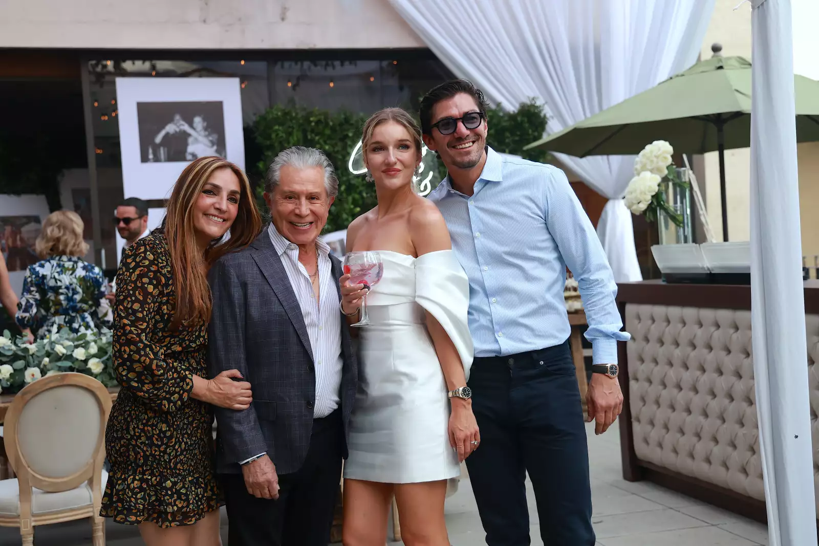  José y Melina Flores Márquez  con Christine Silver y Saúl Mo