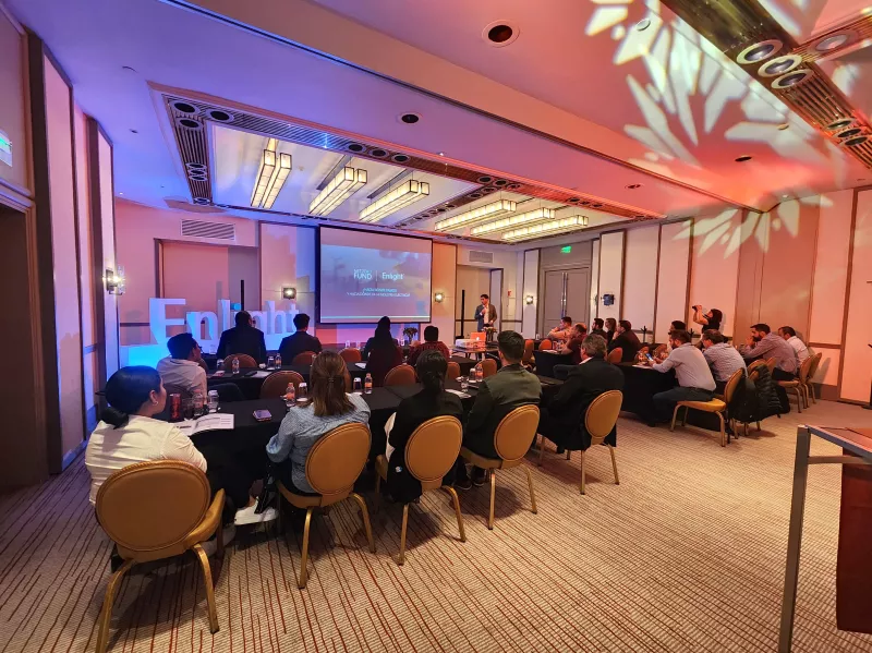 Imagen de la presentación del vehículo de financiamiento para soluciones energéticas renovables para clientes industriales de la empresa Enlight.