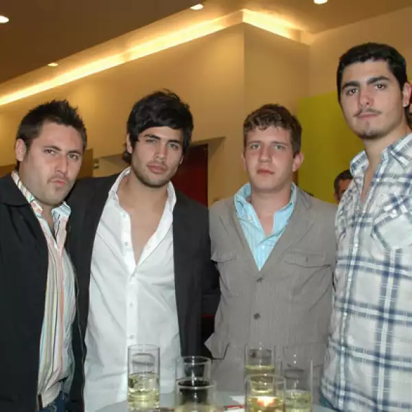 Presentación colchón Selther Lorena Ochoa