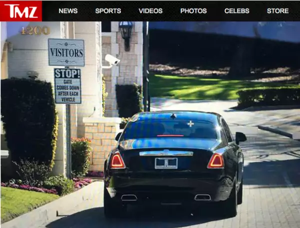 TMZ logró captar la visita de Kris.