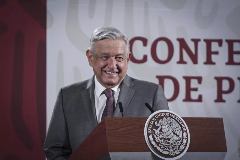 Conferencia de AMLO en Palacio Nacional 200422