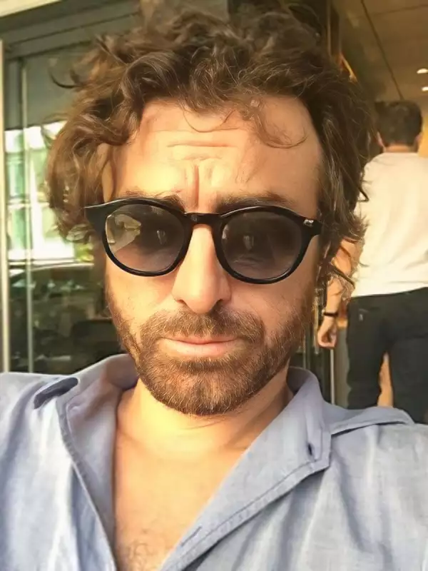 Foto de Diego Borella asistente de director que murió en el set de Emily in Paris
