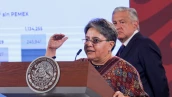 (Raquel Buenrostro, jefa del SAT y Andrés Manuel López Obrador)