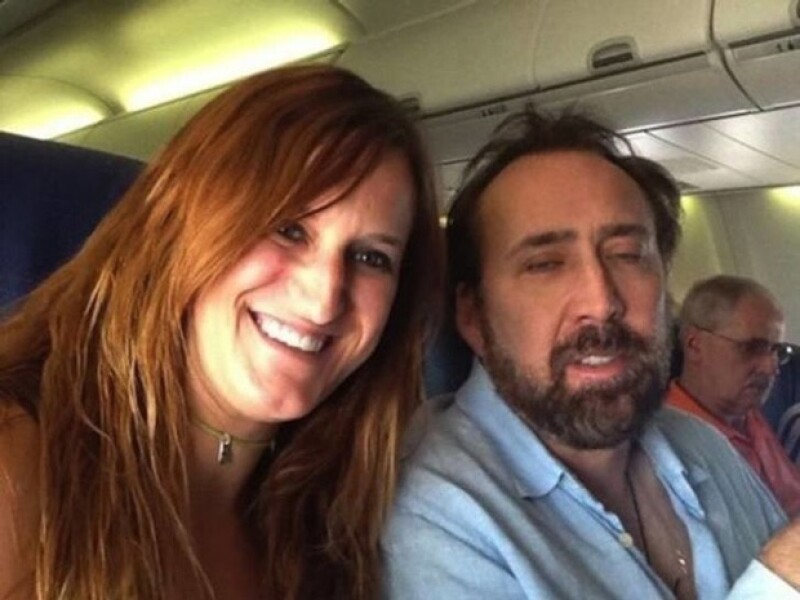 La fanática de Nicolas Caga no tuvo problema con que el actor saliera adormilado en su foto.