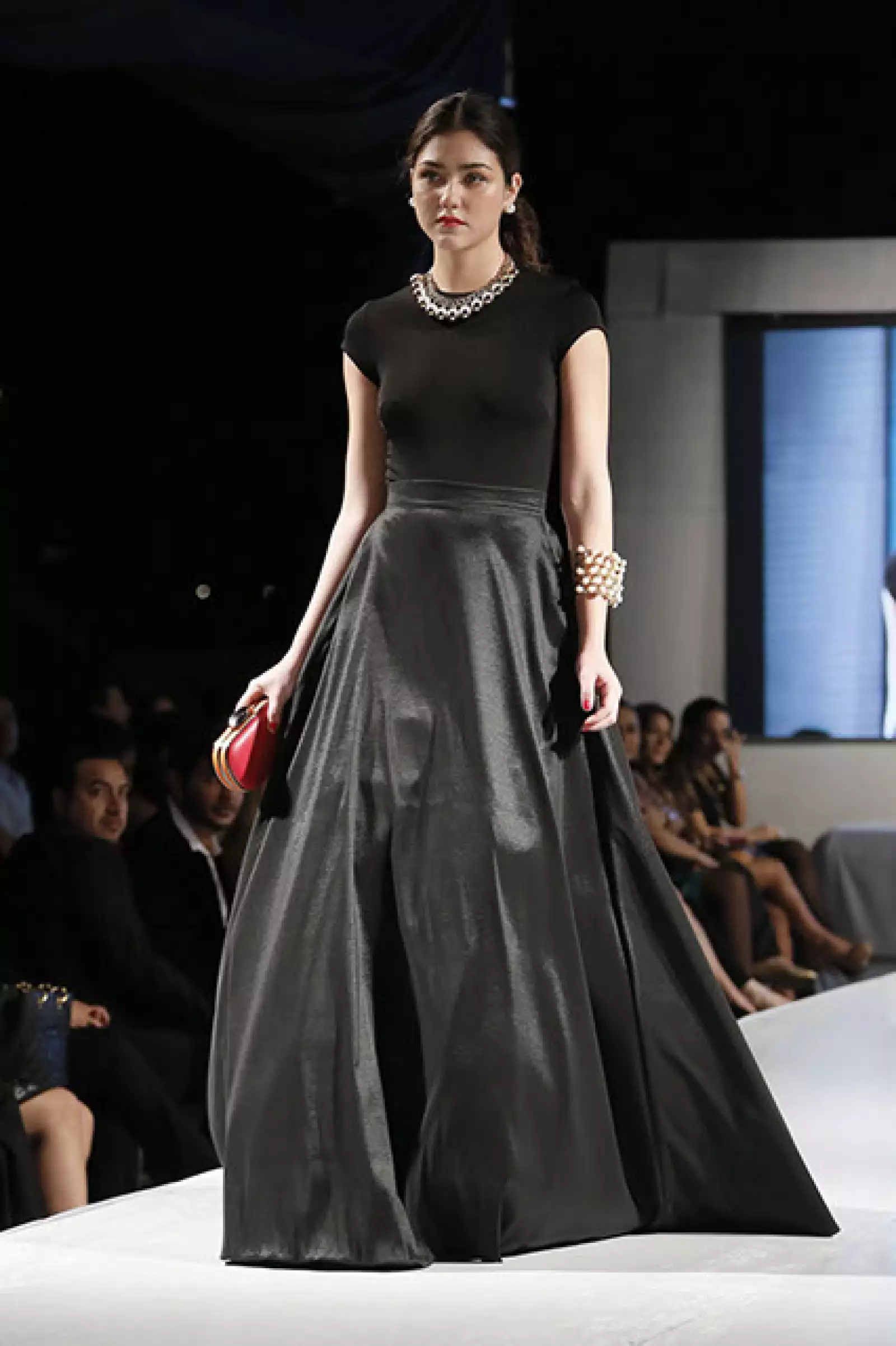 Desfile colección visiones de Daniel Espinosa