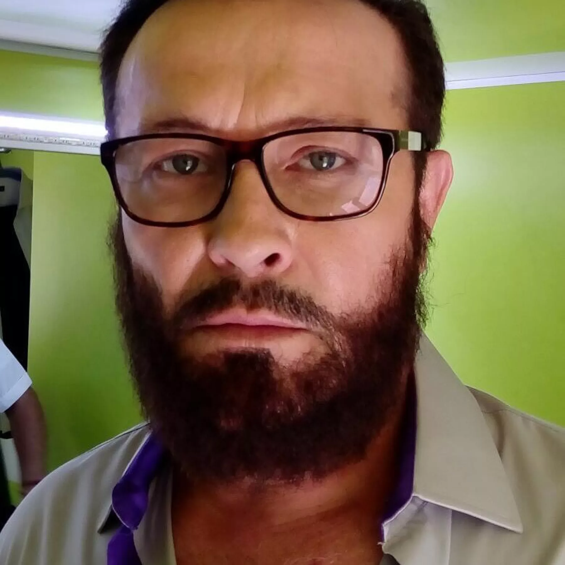 Tras casi 40 años de casados, Arturo Peniche se separa de su esposa