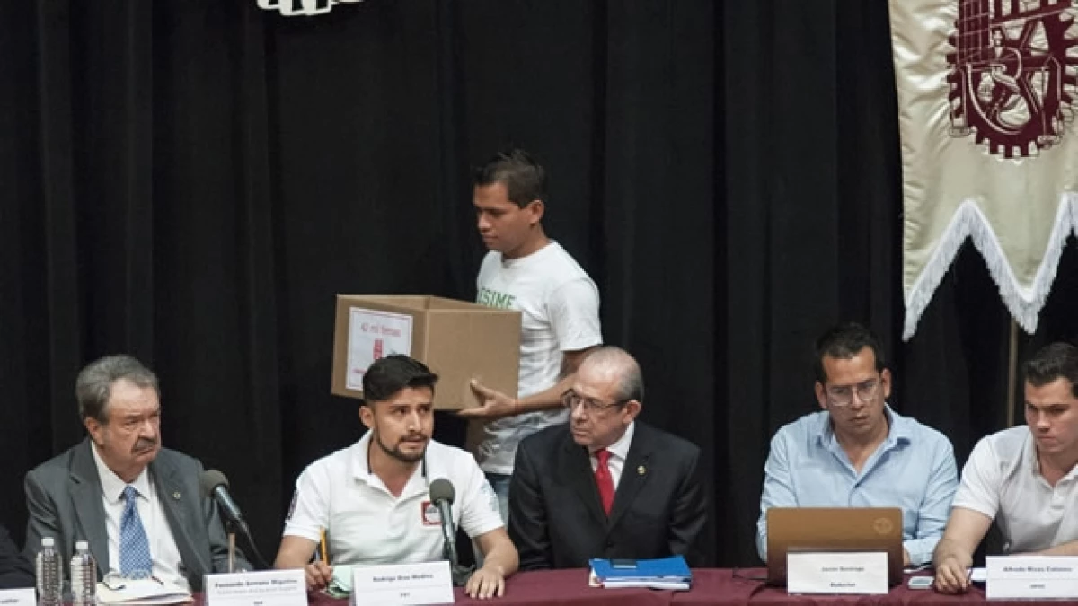Alumnos del IPN