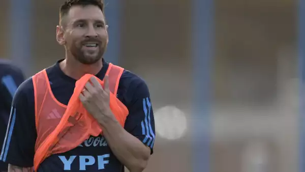 messi-entrena-argentina