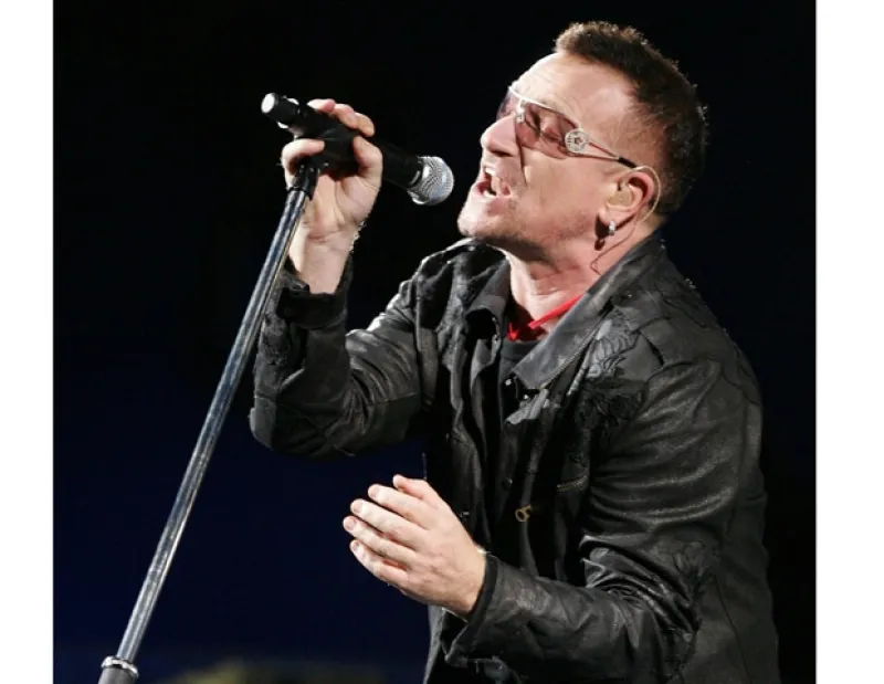U2 y Lady Gaga no son los únicos que llevan por el mundo un mensaje de paz o de amor, algunos otros cantantes han ocupado sus presentaciones para concientizar a sus fans.