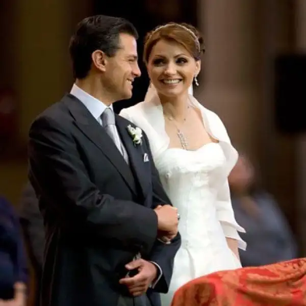 Se casaron en 2010 y tienen seis hijos productos de sus matrimonios anteriores.
