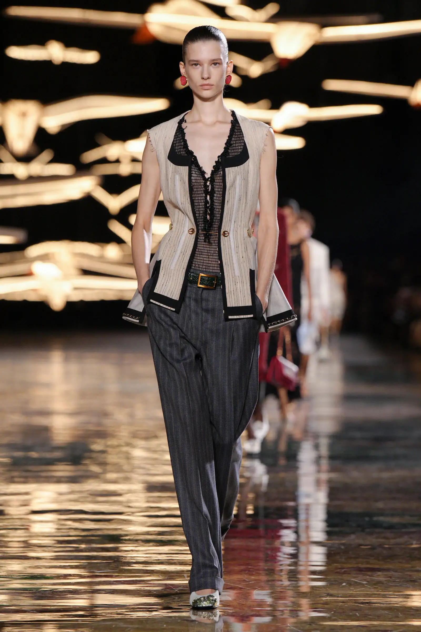 Chanel S27 008.jpg
