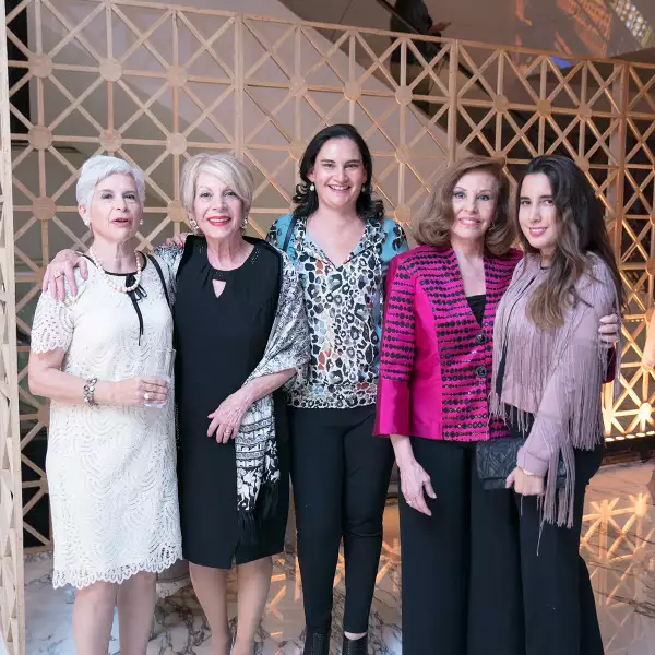 Lanzamiento de las argollas matrimoniales de Pineda Covalín