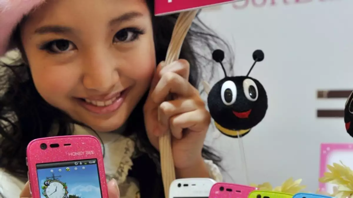 japon sonrisa dentadura smartphone