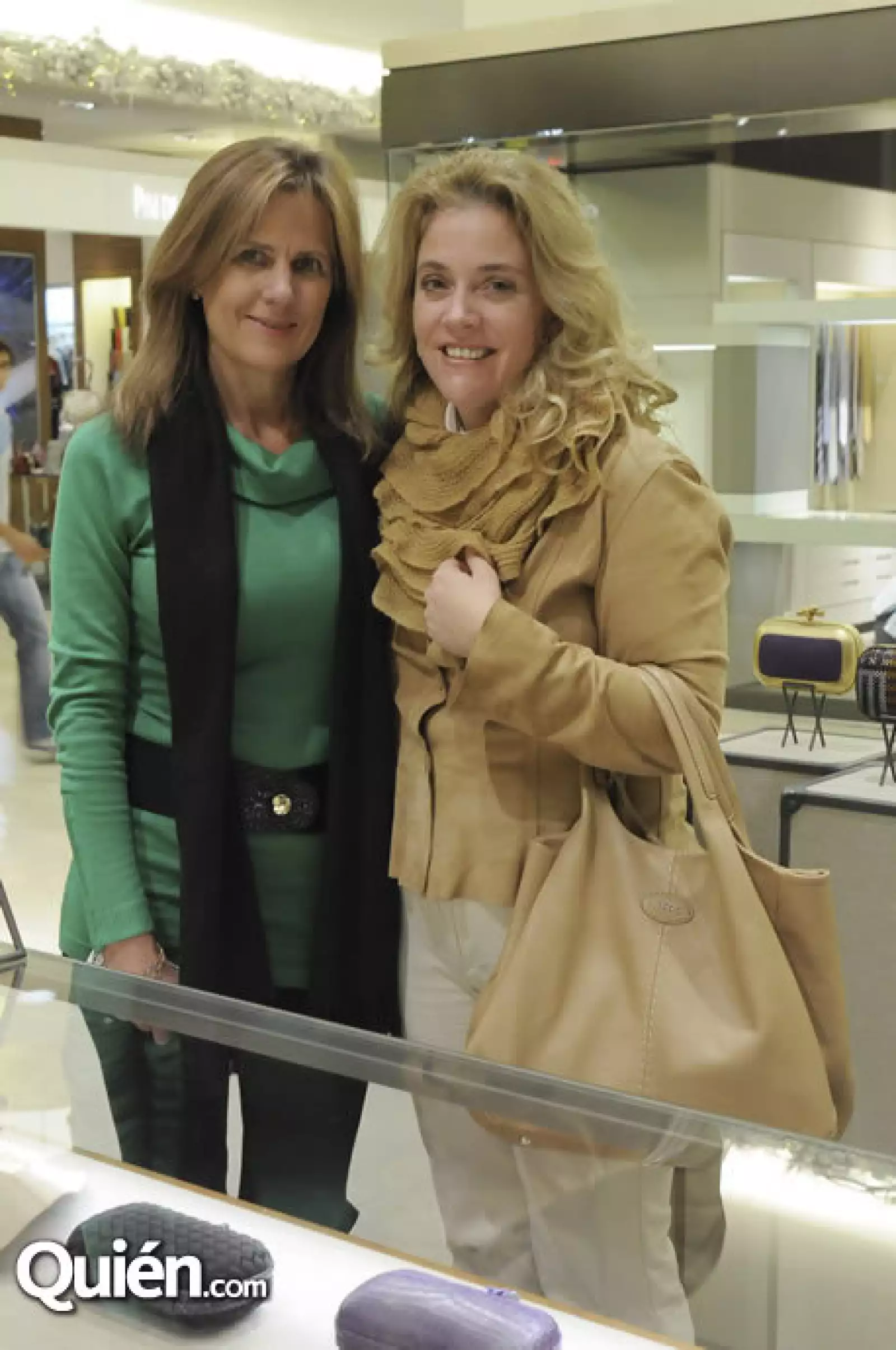 Patricia Solórzano,Angie Alemán