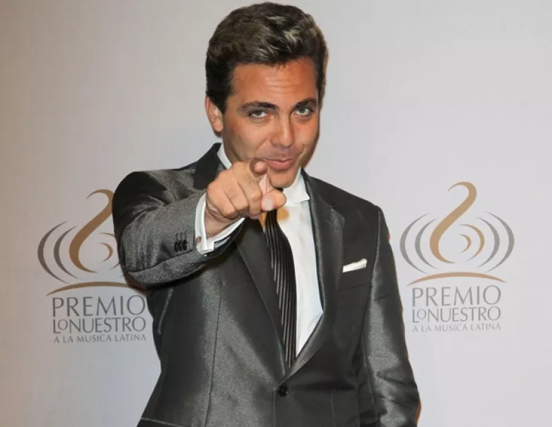 El hijo de Verónica Castro dijo que la única dueña de su corazón en este momento es la excéntrica intérprete de `Bad Romance´.