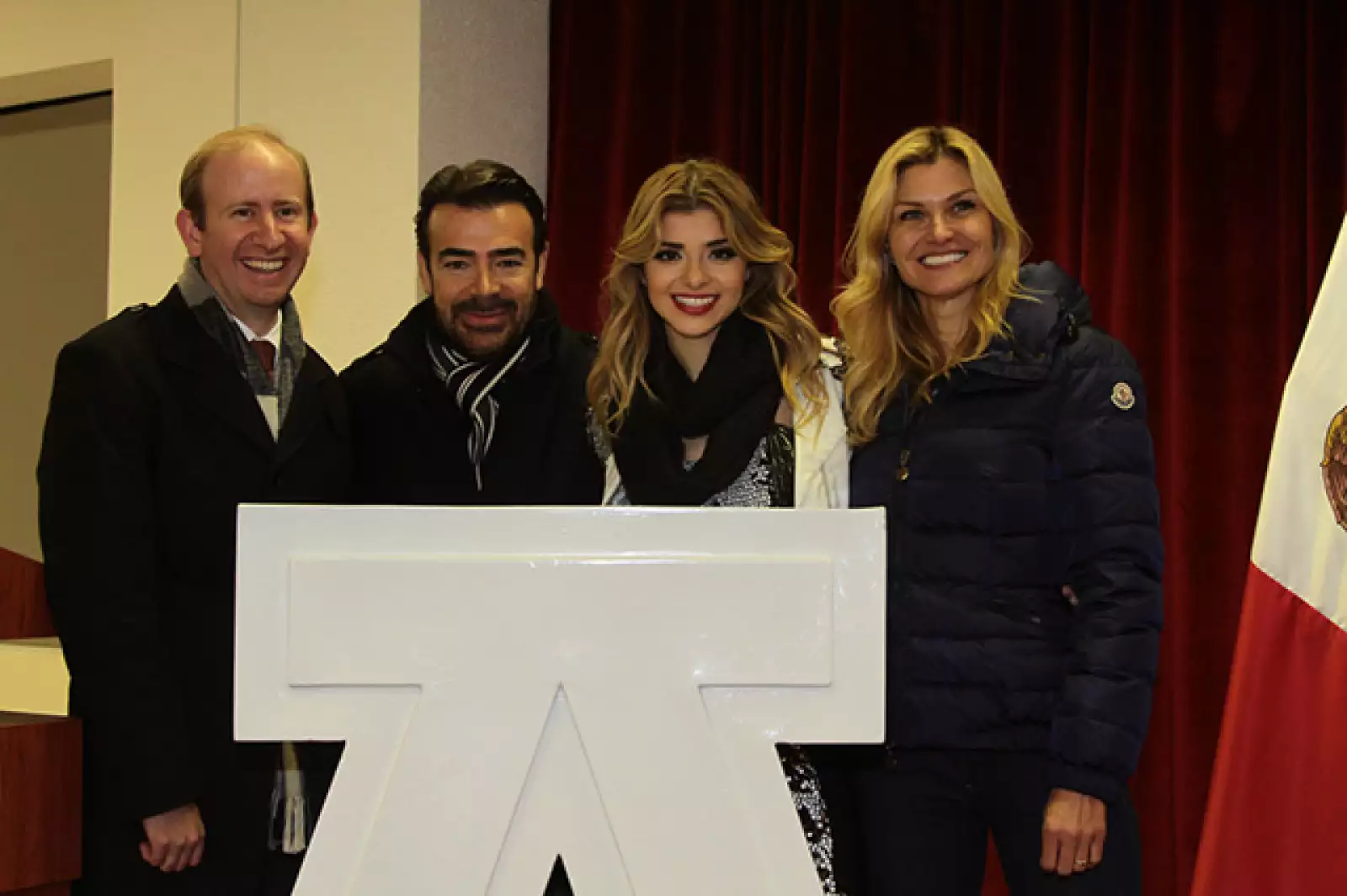 Bernardo Rangel, Carla Mauri, Toño Mauri y Carla Alemán