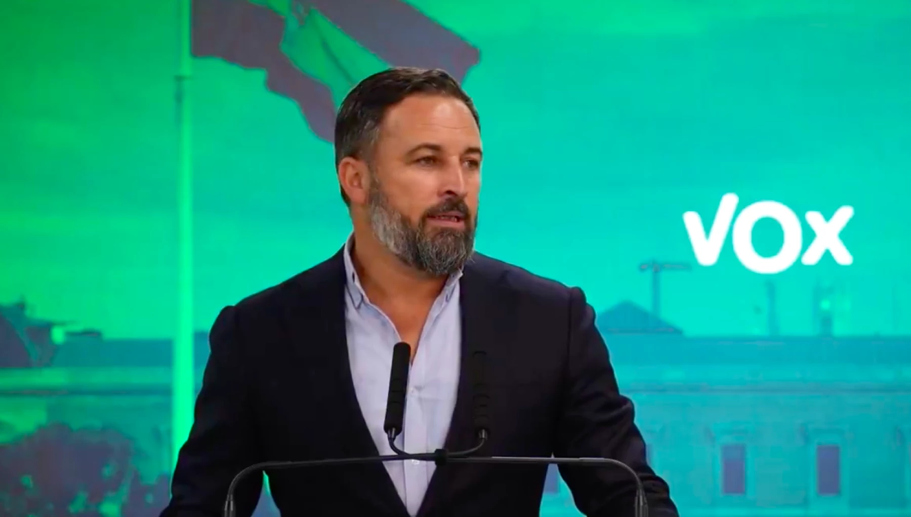 Quienes protegen a narcos no impedirán nuestra causa", dice líder de Vox a AMLO