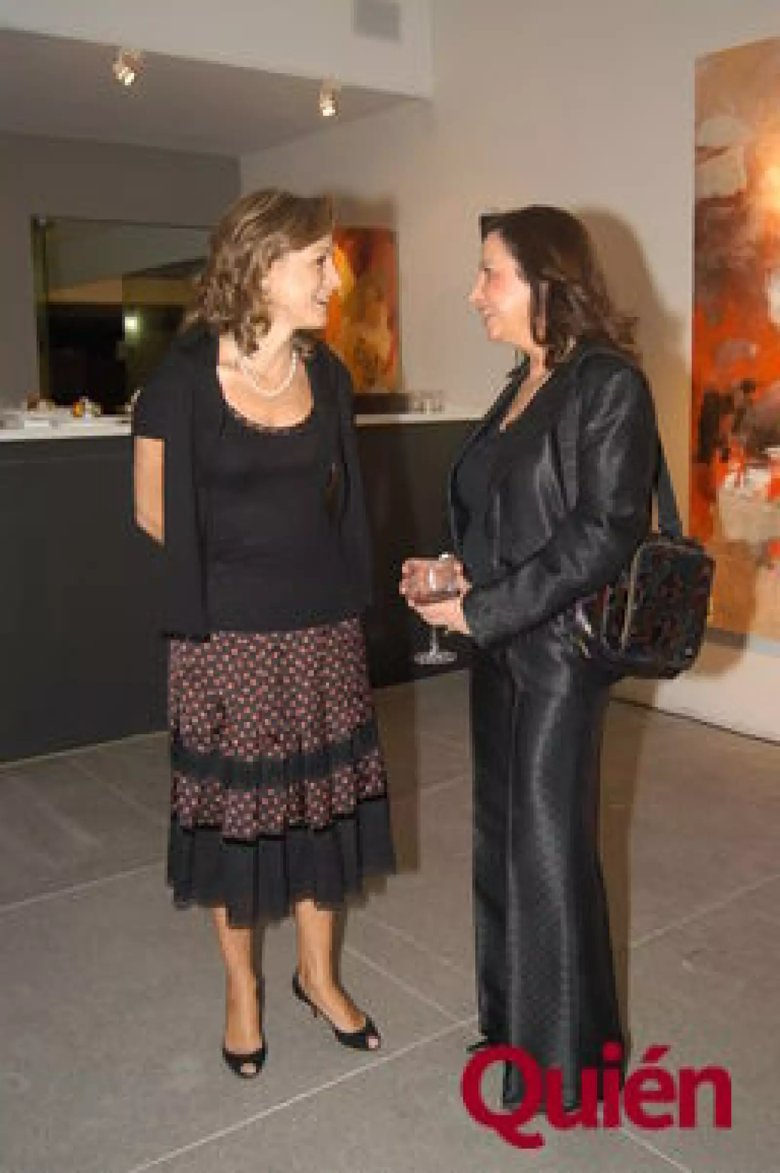 Begoña Pasquel, Loly Bassi