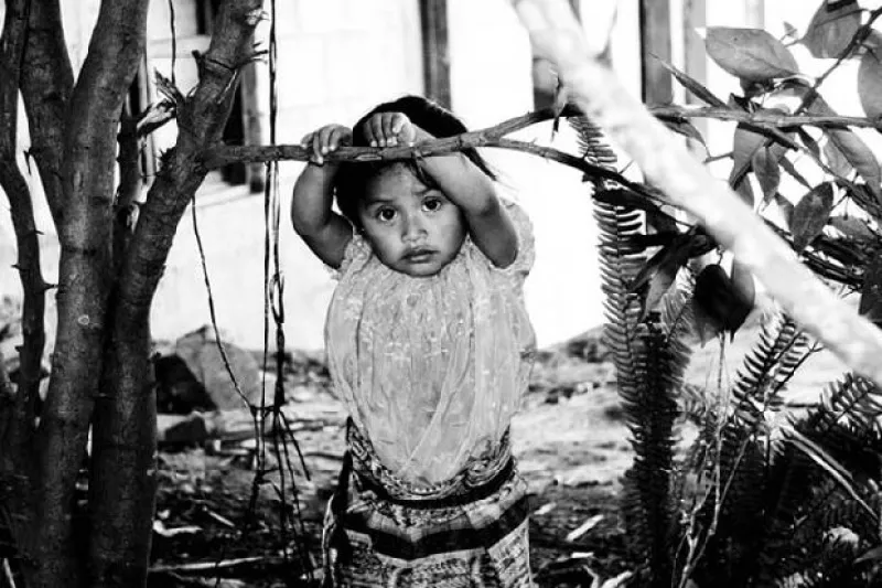 La socialité viajó a la comunidad de San Juan La Laguna, ubicada a las orillas del lago de Atitlán, y compartió su experiencia de conocer a los habitantes de Guatemala con sus seguidores de la red