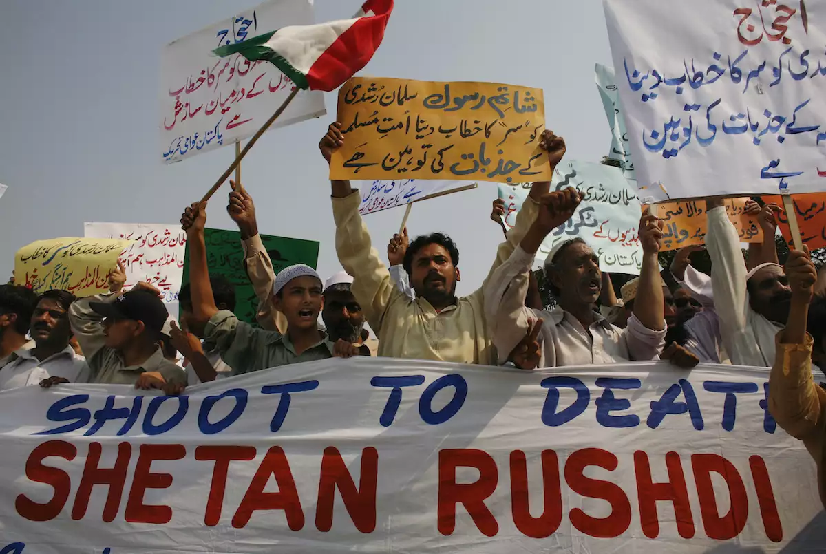 Salman Rushdie Protests Held Across Pakistan