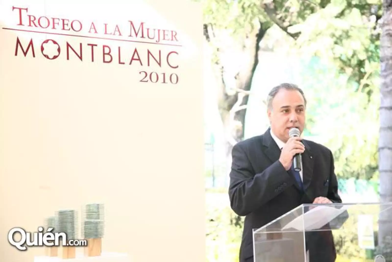 Mujer Mont Blanc 2010