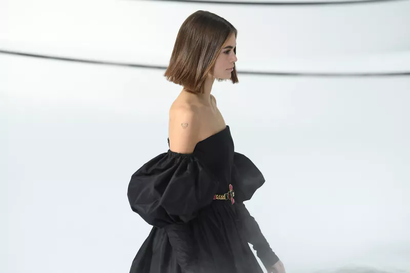 Chanel : Runway - Paris Fashion Week Womenswear Fall/Winter 2020/2021