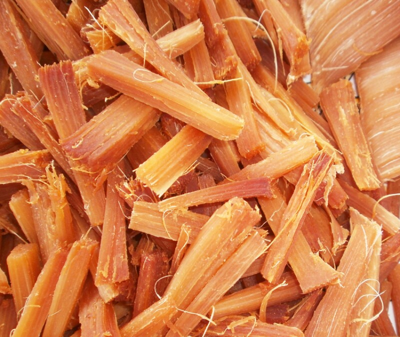 Durante este proceso, los trozos de la pi�a toman un color caramelo y sabor dulce