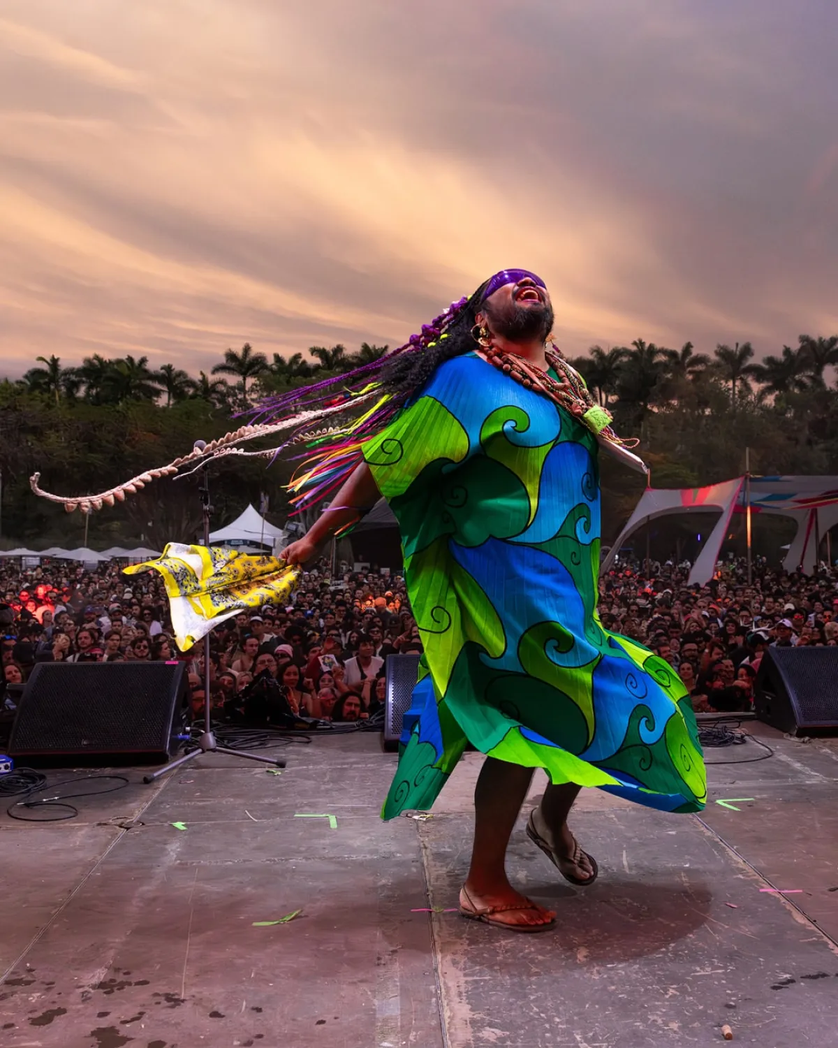La artista mexicana La Bruja de Texcoco durante uno de sus conciertos. 