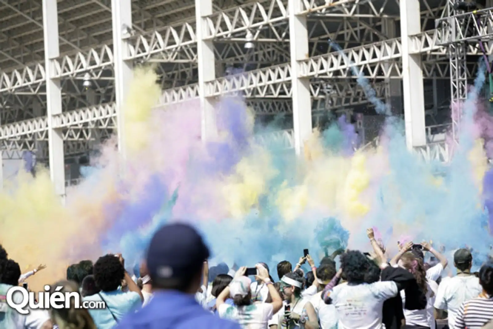 Carrera The Color Experience