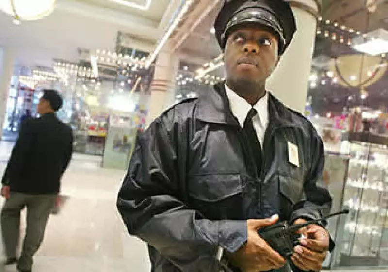 La disminución de los delitos esta relacionado con el aumento del gasto en seguridad implementado por los negocios que este año fue de 12.5%. (Foto: Cortesía CNNMoney)