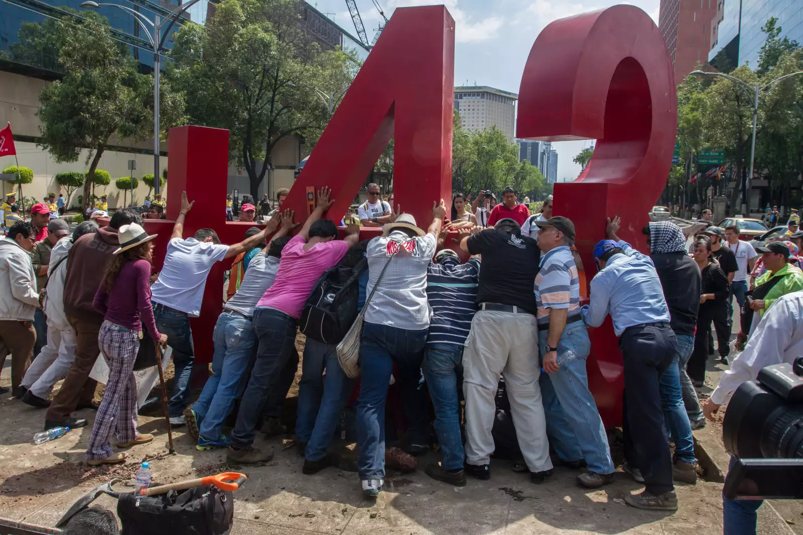 ayotzinapa 5 años