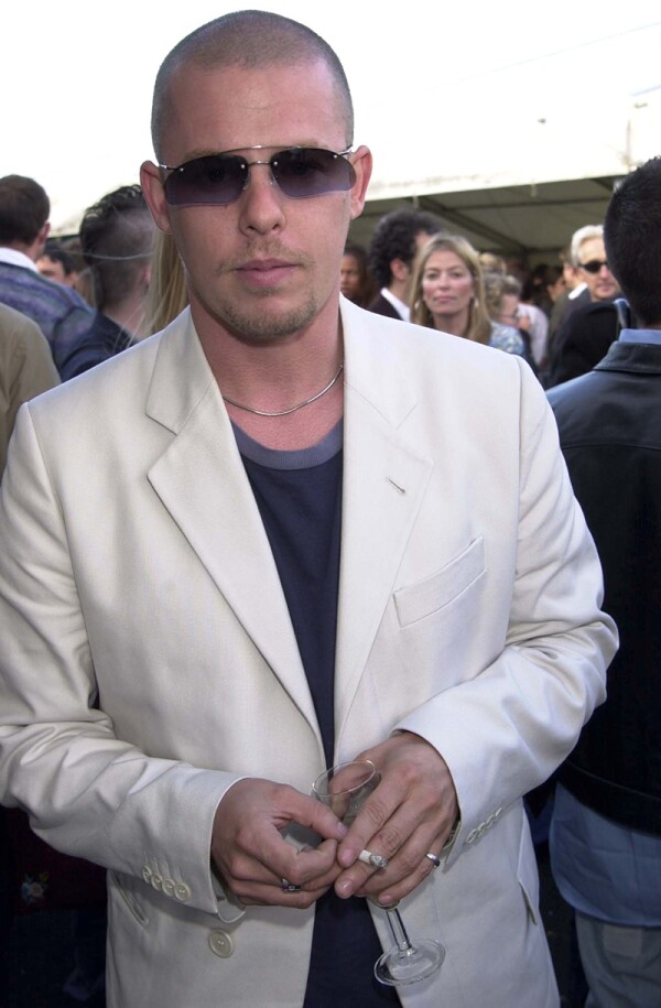 THE PRINCES TRUST GRADUATE FASHION WEEK GALA NIGHT, LONDON, BRITAIN - 07 JUN 2001