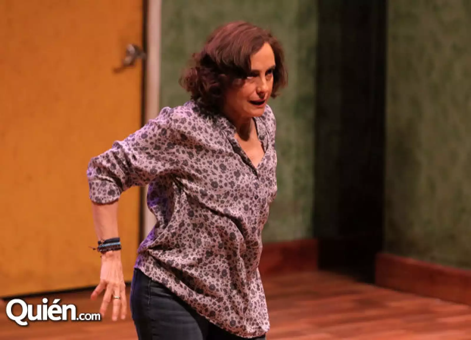 Diana Bracho. Escenas de la obra Espejos.