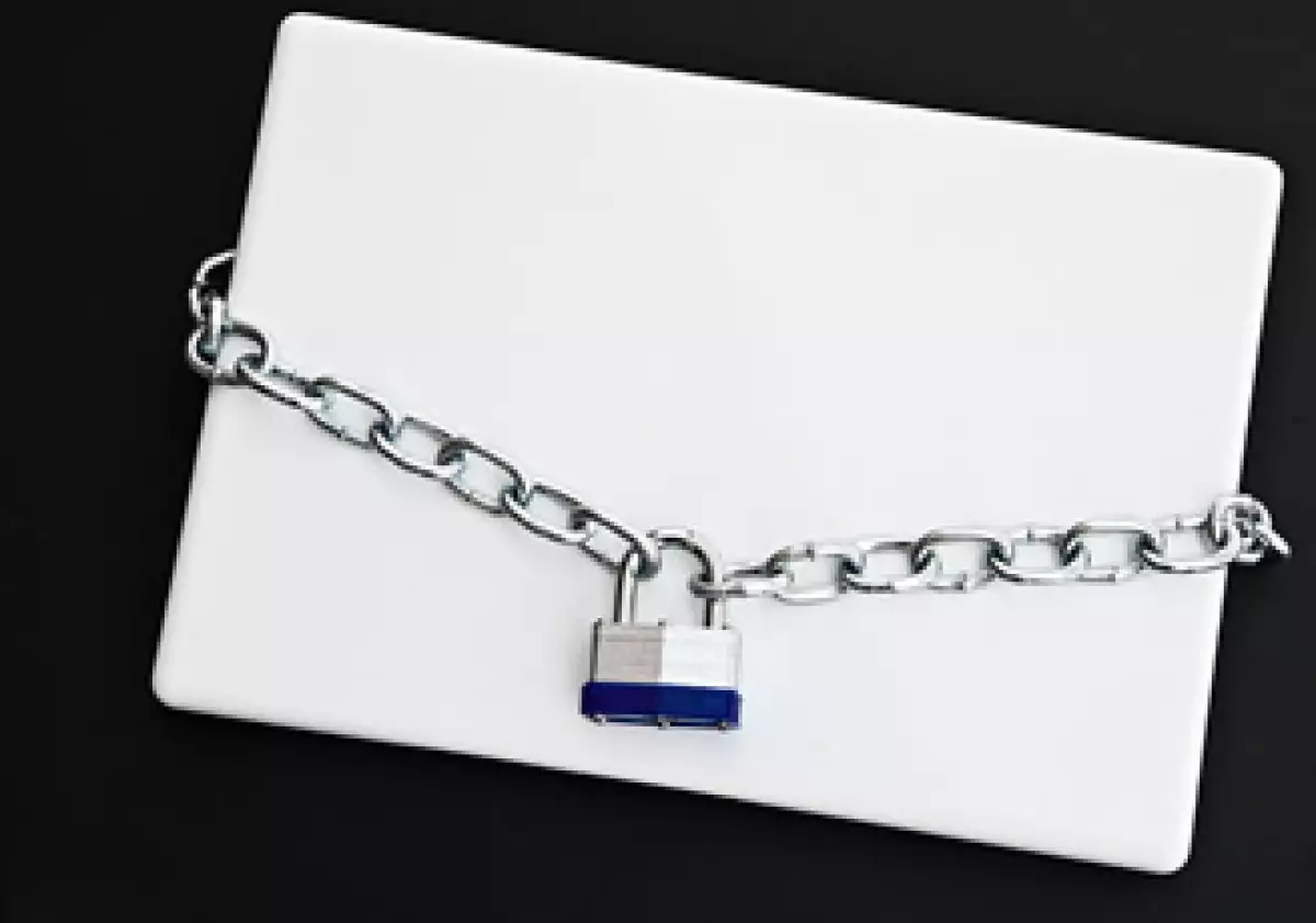 Los usuarios de seguros por Internet o teléfono encuentran dificultades en las cancelaciones, indicó la Comisión.. (Foto: Jupiter Images)