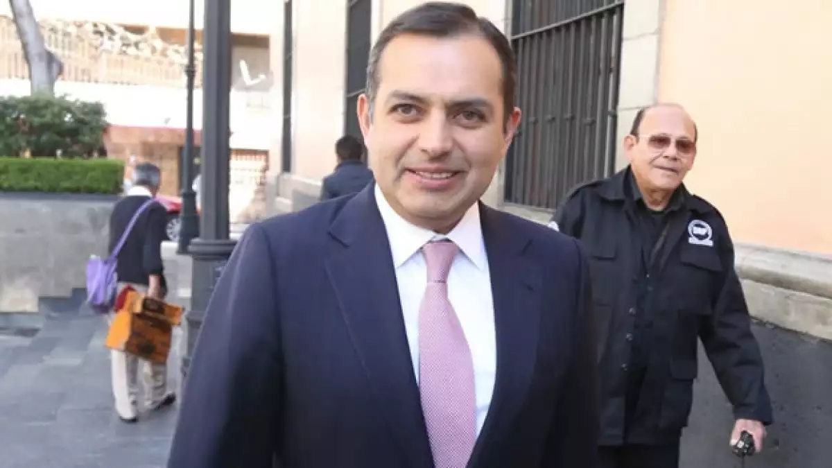 El senador del PAN aseguró que se debe consultar a expertos para presentar una reforma hacendaria
