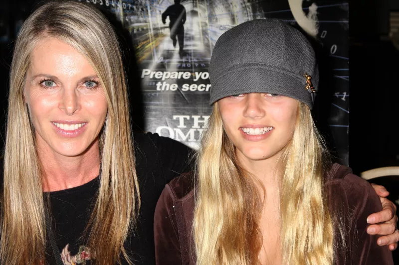 India Oxenberg