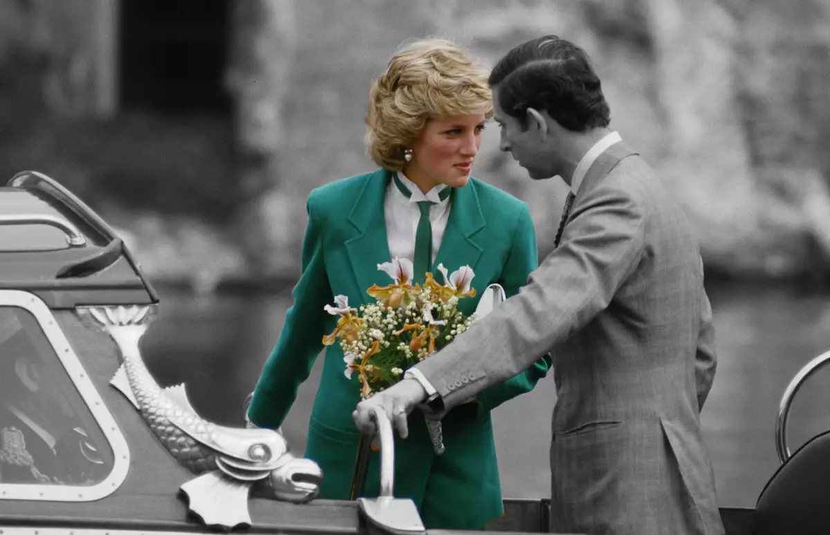 Diana-Spencer-Traje
