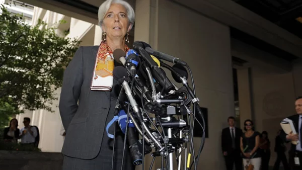 Pese a que Estados Unidos ha guardado silencio, se espera que apoye a Lagarde para preservar la antigua convención junto a Europa de que estadounidenses ocupen el segundo puesto del FMI y la presidencia del Banco Mundial.