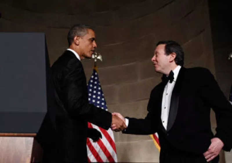 El presidente de Estados Unidos, Barack Obama, entregó el premio Pritzker al arquitecto Eduardo Souto de Moura. (Foto: Reuters)