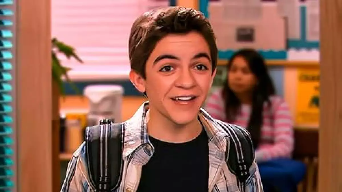 Foto de Tylor Chase interpretando a  Martin Qwerly, cuando era actor infantil de Nickelodeon