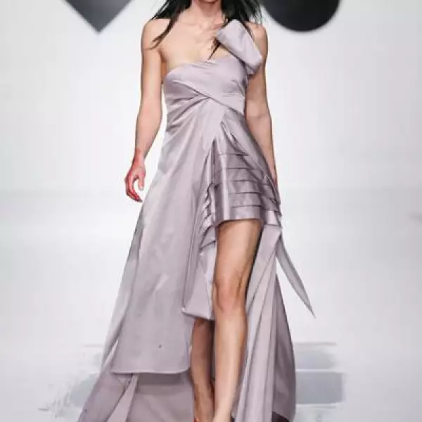 IDM Pasarela Veneno en la piel