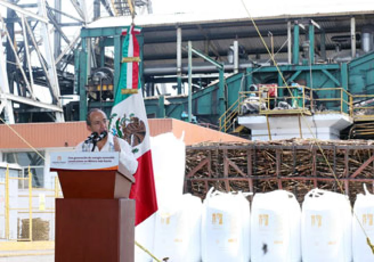 El Presidente Calderón inauguró la planta de biomasa en Tres Valles, Veracruz. (Foto: Cortesía Presidencia de la República)