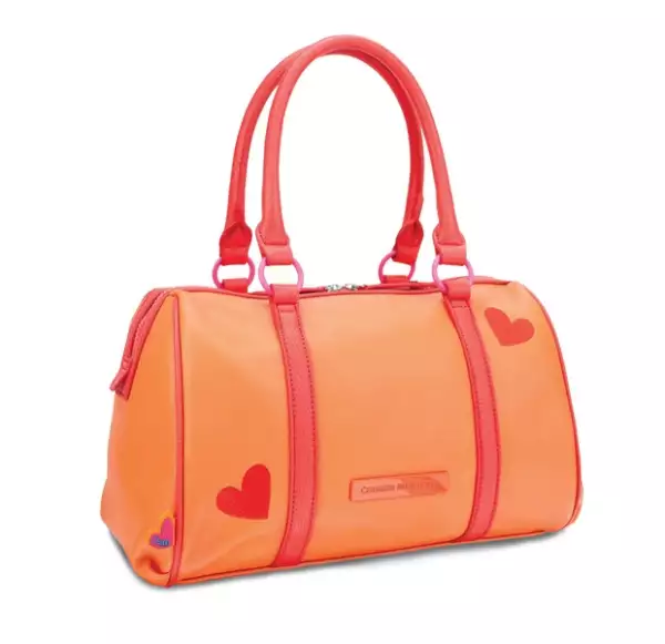 La más reciente colección se presentó el pasado fin de semana en Miami.