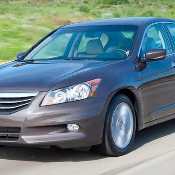 El modelo de Honda se lleva el primer puesto en esta categoría, con 1,905 unidades comercializadas en el primer semestre de 2011, según cifras de la Asociación Mexicana de la Industria Automotriz (AMIA).