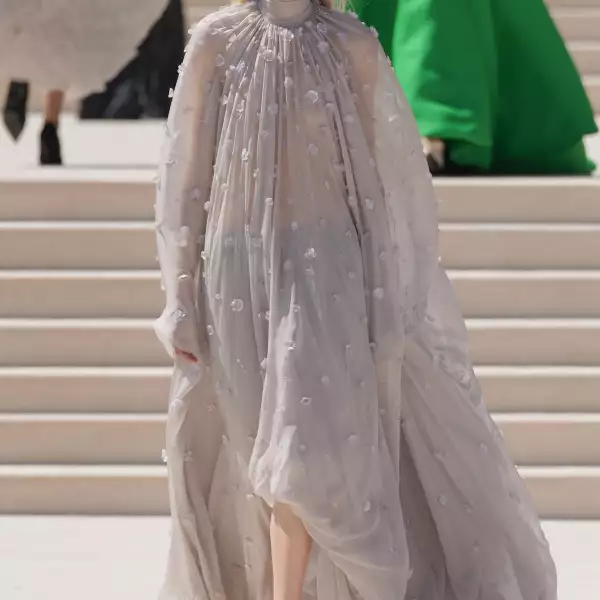 Balenciaga HC F26 037.jpg