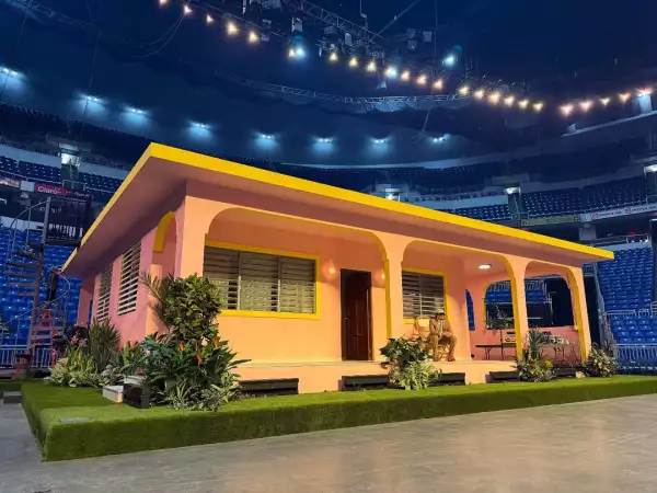 La Casita propiedad de Roman Carrasco recreada en los conciertos de Bad Bunny en Puerto Rico