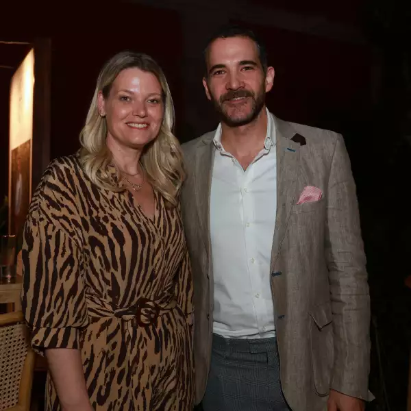 Sylvia Smith y  Juan Acevedo