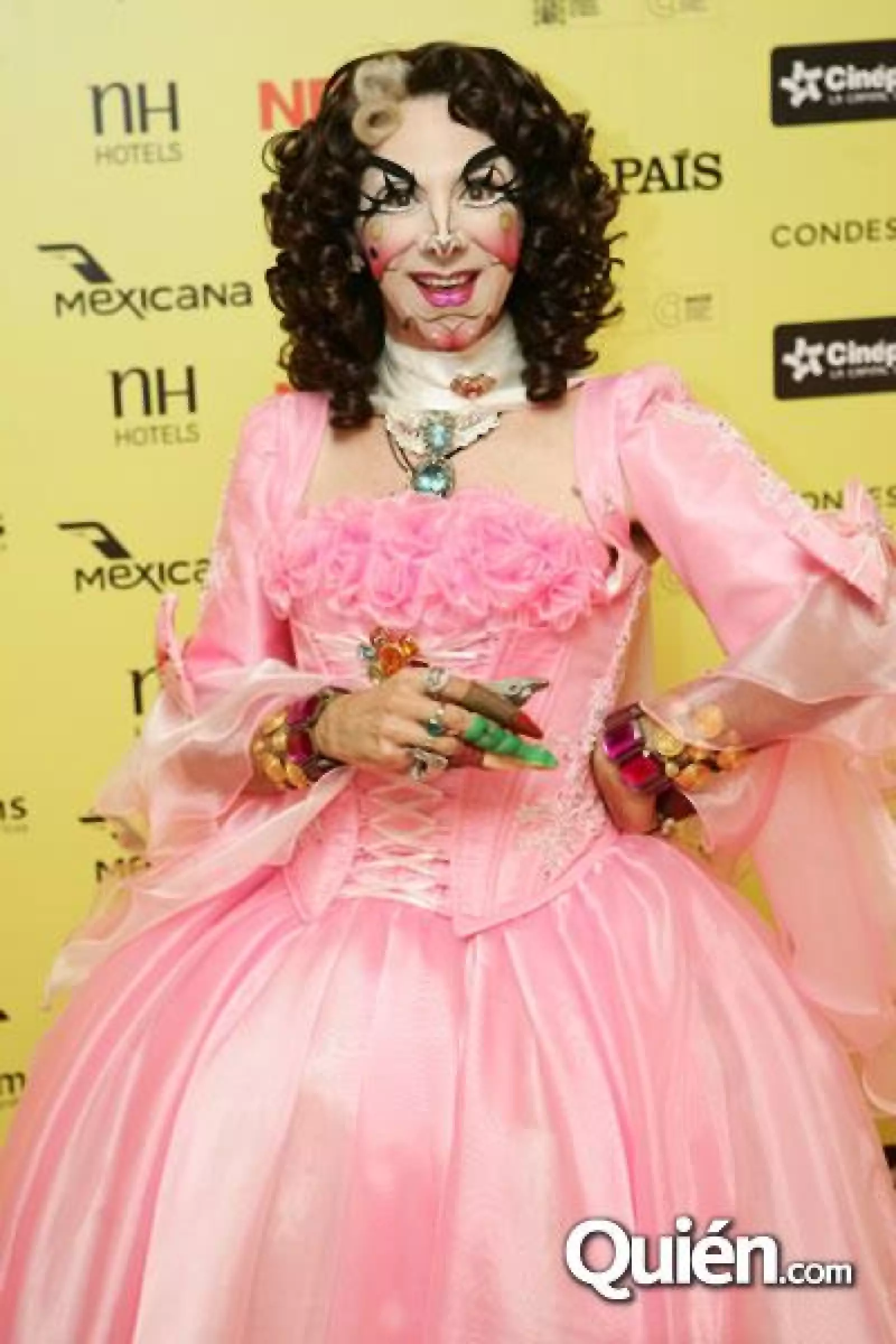 Alfombra Roja Es.Cine