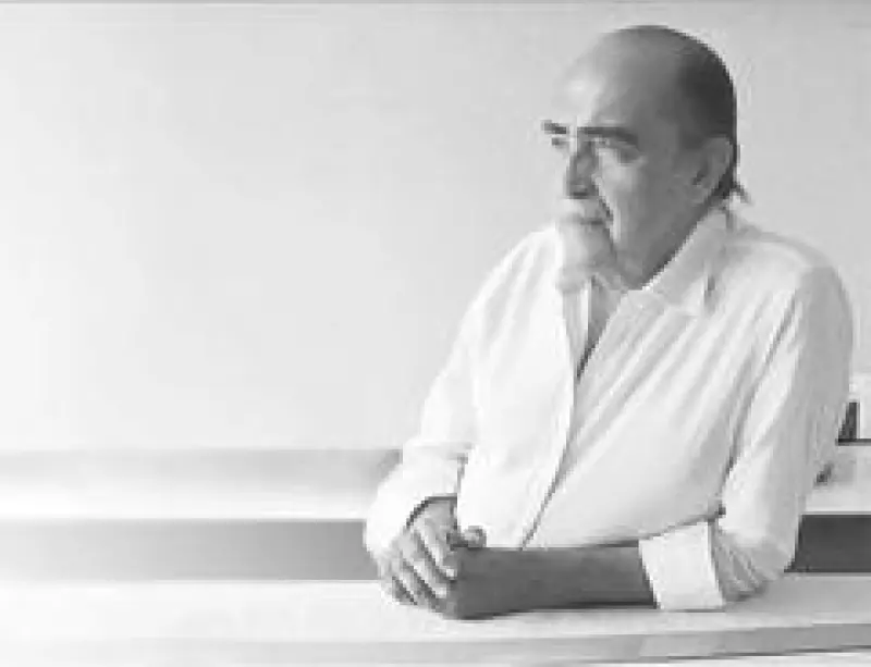 Oscar Niemeyer A